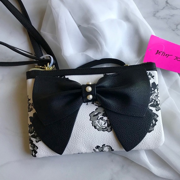 Betsey Johnson Handbags - Betsey Johnson Bow Crossbody Wristlet Bag Purse